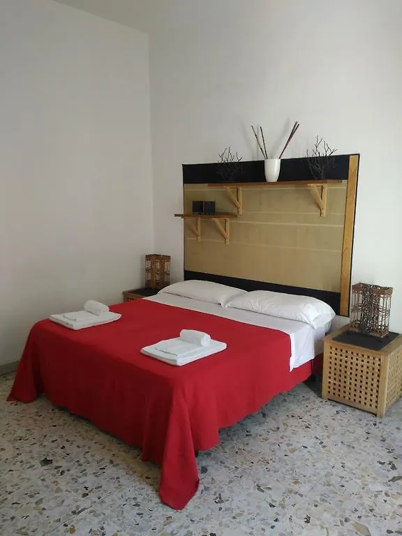 Hotel Antico Teatro Catania 2*,  Italia