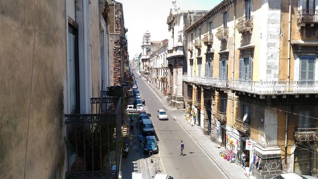 **  Hotel Antico Teatro Catania Italia